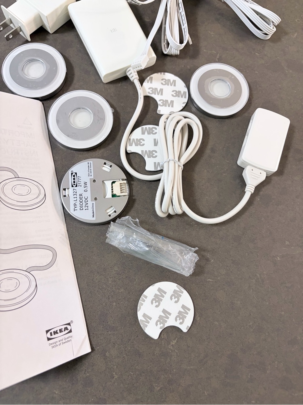 IKEA DIODER LED Puck Light Set - White under cabinet lighting new - Picture 4 of 6